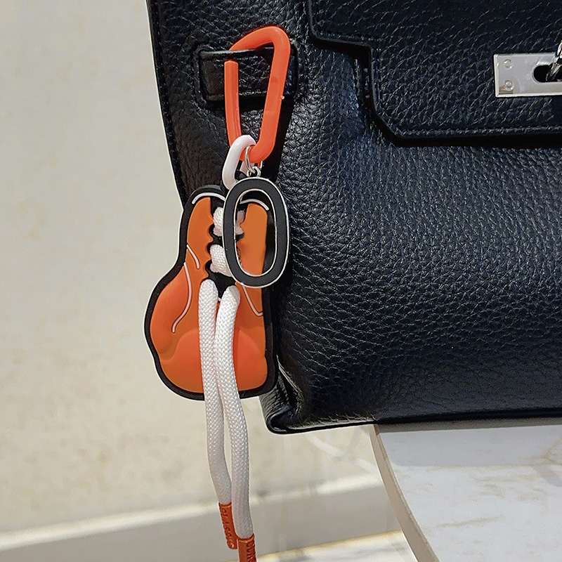 Chic Bag Charm Keychain High Quty Unisex cessory for Bags Cars and Daily Outfits L250928C1SC