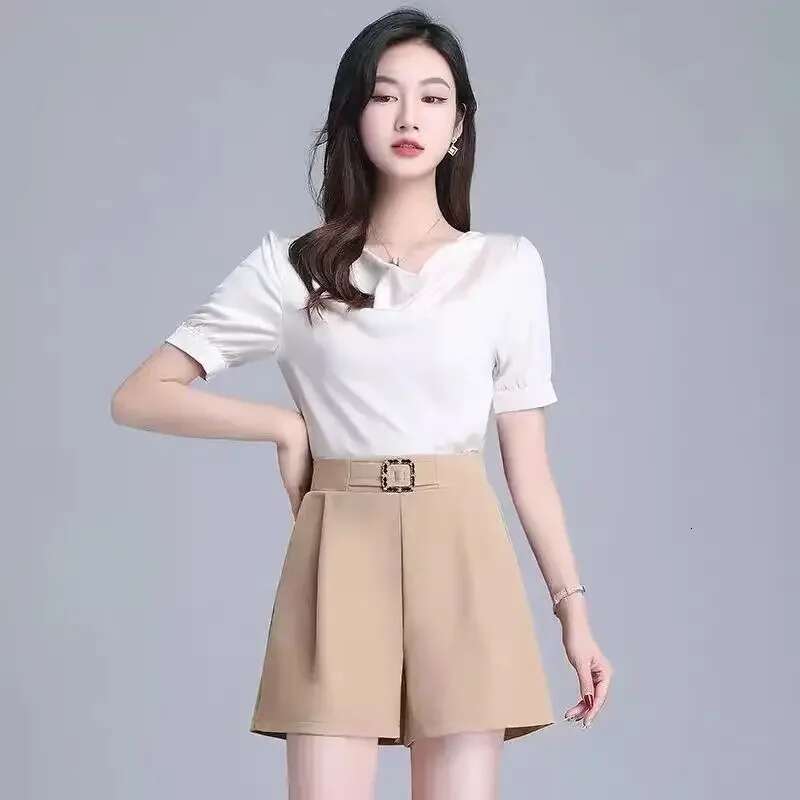 Elastic Waist Shorts For Women Pocket Short Pants Woman Womens Summer Cheap Korean Style Flowy Designer Elasticty Design Luxury