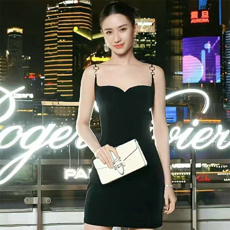 Dresses Tender Promdress Floral Dress Sexy Designer Dresses N737 Summer 2025 He Chaolian Same Style Solid Color Strap Slim Short Dress Sexy