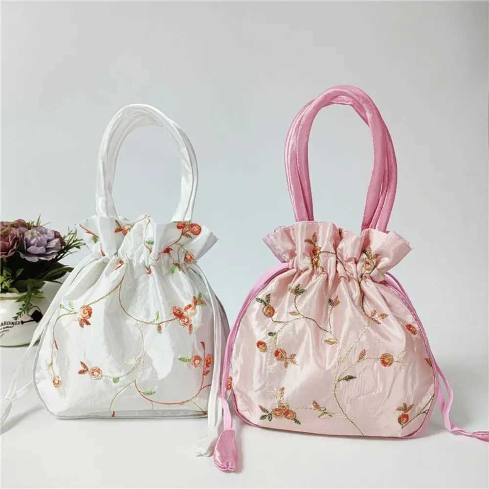 Women Embroidery Flower Handbags Elegant Data Line Storage Bag Cosmetic Bag Ethnic Style Mini Purse Wallets Jewelry Bag Z250617