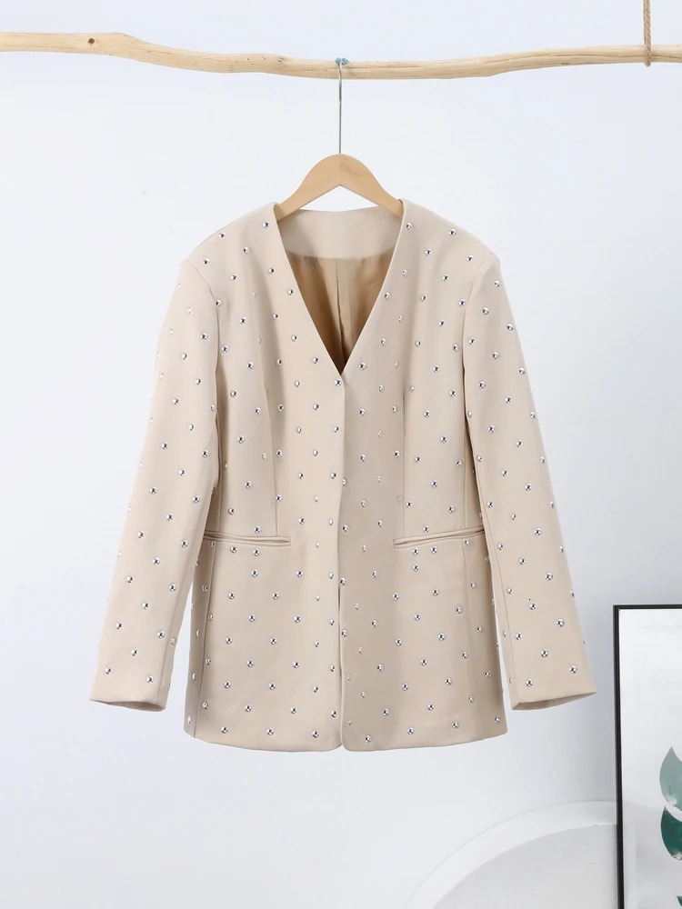 Rivet Fashion V-neck Balzer Coat Women Shoulder Pads Loose Pocket Long Sleeve Jacket 2025 Spring Street Party Commute Tops 250614