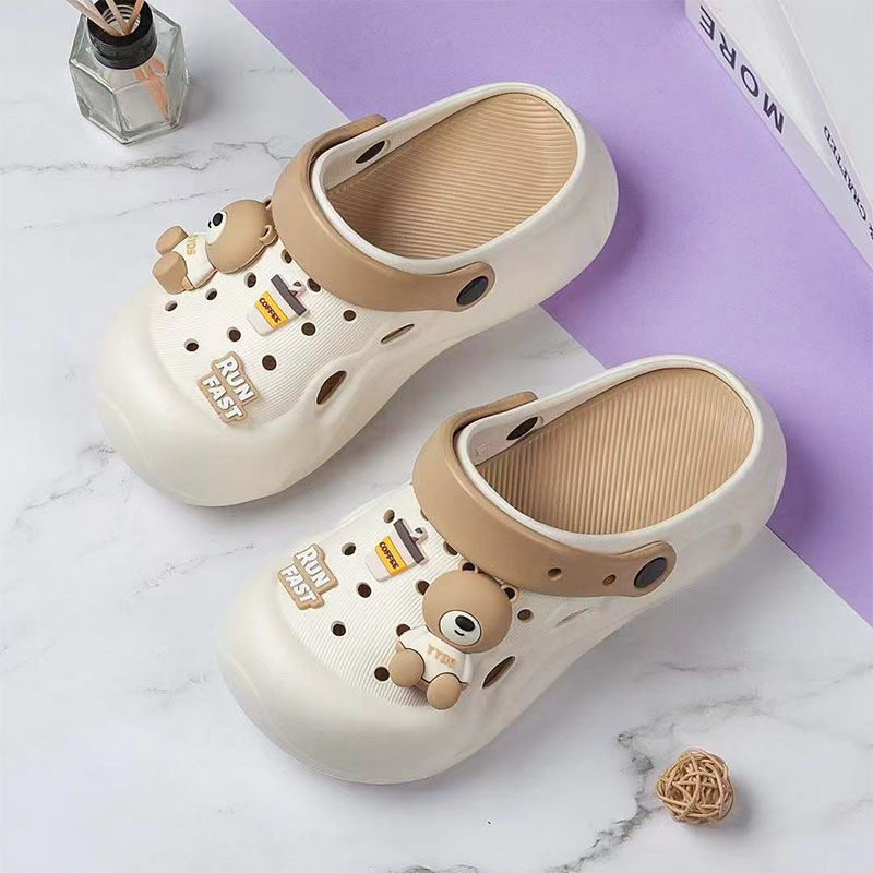 Breathable Women's Summer Beach Slippers: Light & Comfort-Fit Flats