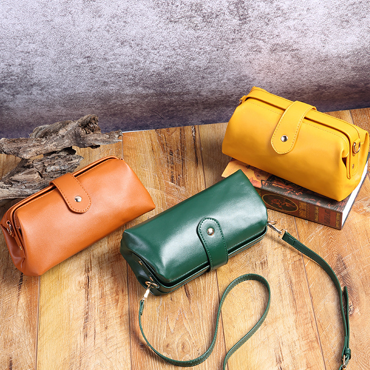 Free Shipping 2025 New Designer Bag Retro Women's Handmade Soft Mouth Shoulder Handbag Casual Fashion High-quality Shopping Bag