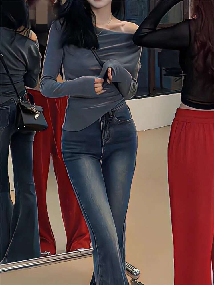 Women Black Tshirt 2025 Off Shoulder Yellow Woman T-shirt Sexy Clothing Tall Korean Fashion Top for Goth Emo Polyester Old O Tee