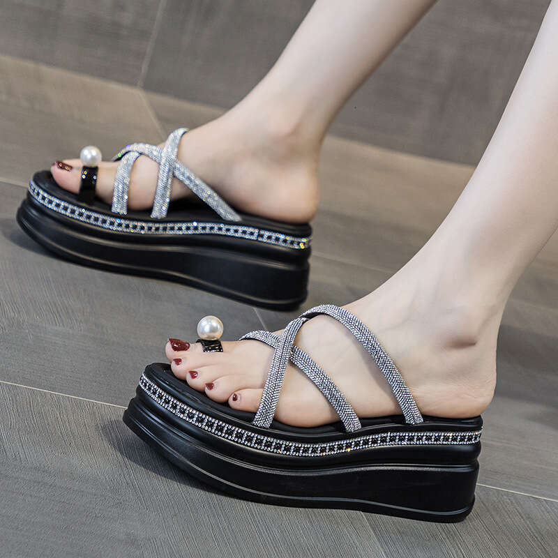 2025 New Summer Thick-Soled Outdoor Slippers For Women With Rhinestone Cross New Straps, Platform Fairy Style Beach Sandals