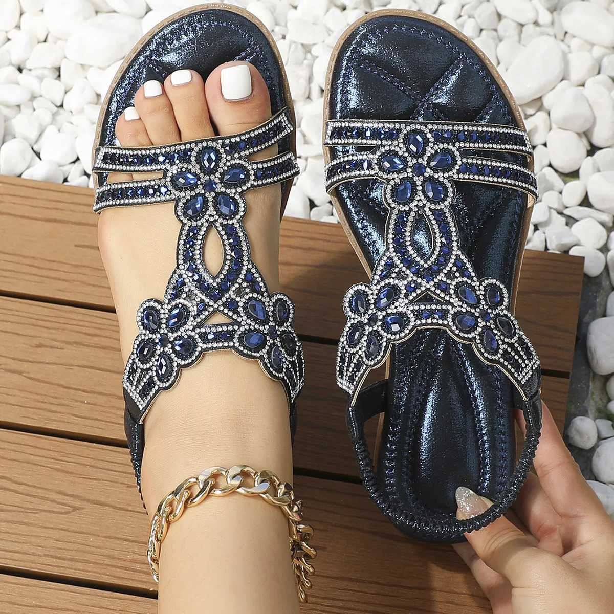 Women Flat Rhinestone Sandals Bohemian Sandals 2025 Summer New Non Slip Beach Elastic Low Heels Roman Sandals Womens Sandals Z250617