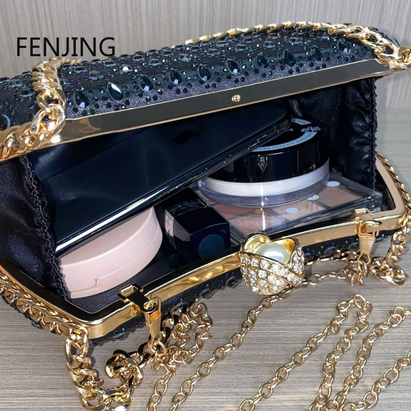 Teardrop Diamond Evening Bag CluTCh Pearl Chain Top-handle Bags Over Shoulder Purse Moon Designer CluTChes Party Z250617