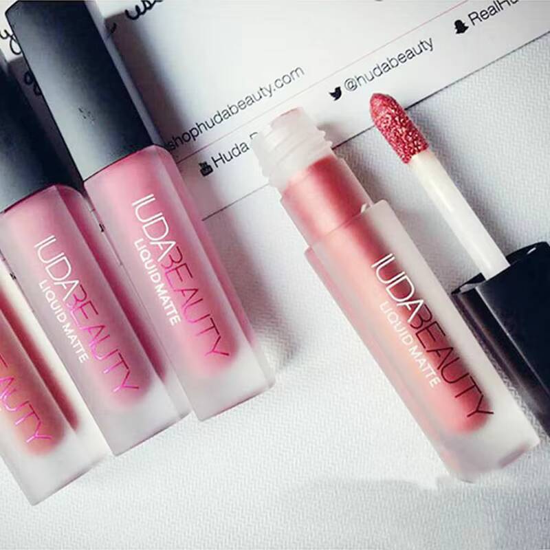 4pcs Lipstick Set Matte Gloss Waterproof Glaze Tint Non-stick Non-Fading Lips Huda Makeup Cosmetic Lip Care happy