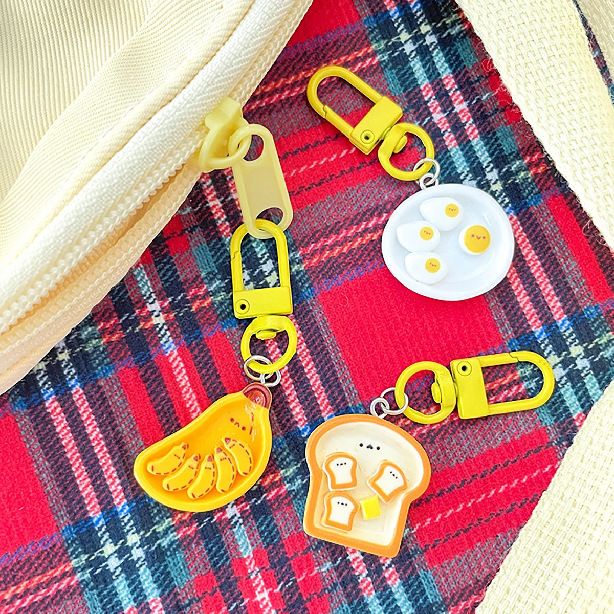 Cute Cartoon Poached Egg Banana Toast Keychain Creative Breakfast Food Keyring Backpack Decoration Bags Pendant 250616