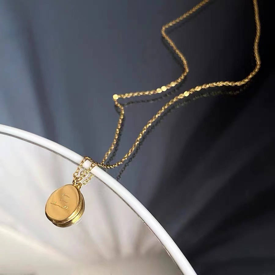 Fashion Light Style Personality Versatile Temperament Irregular Round Letter Necklace for Women Titanium Steel Non-Fading Jewelry