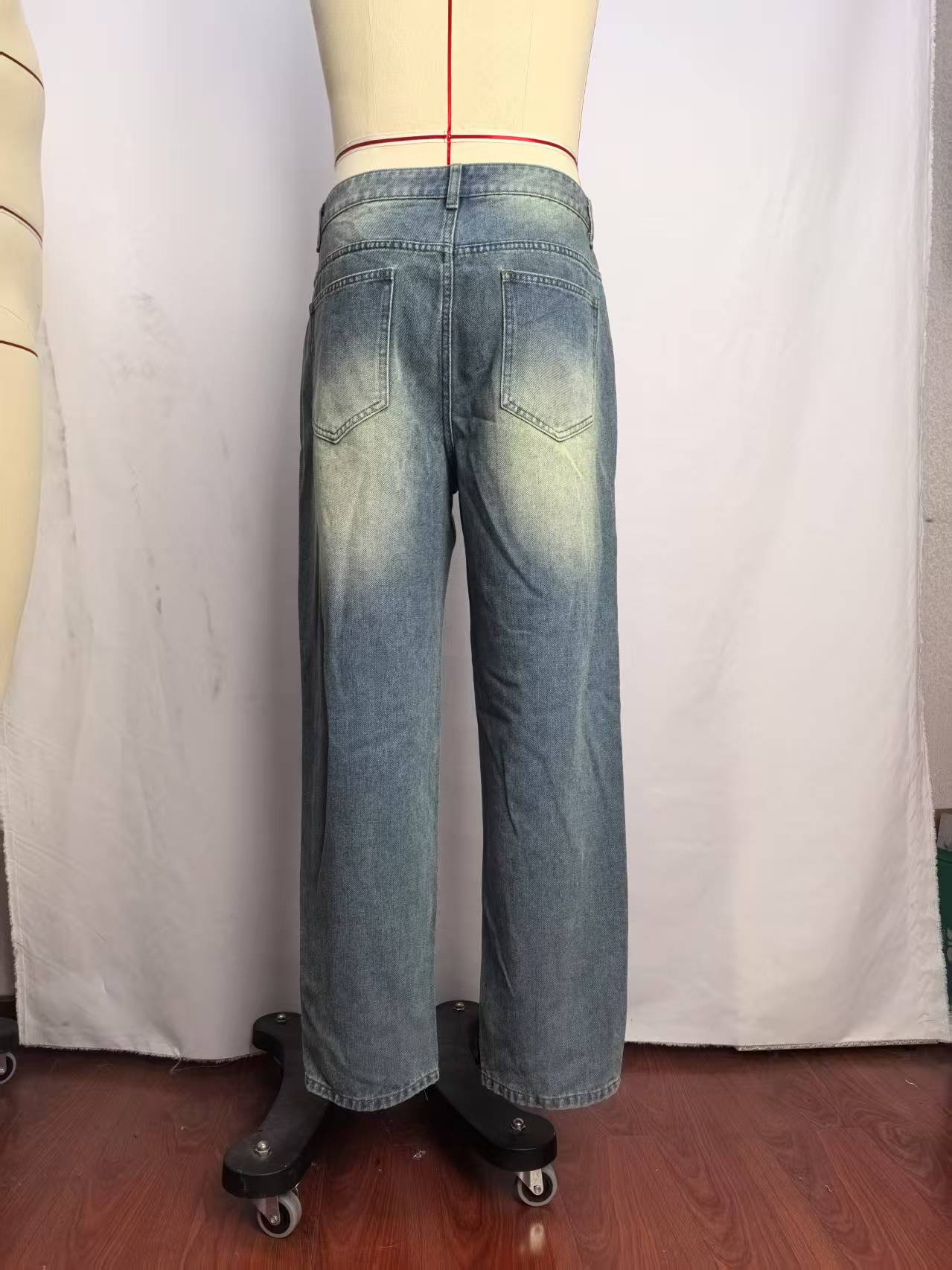 Men's Denim Jeans - Classic Fit with Comfortable Stretch Fabric a wide range of styles