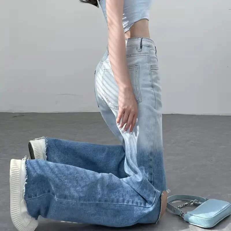 With Holes Trousers Straight Leg Gradient Womens Torn Jeans Aesthetic Korean Fashion New In 2025 Basics Cowboy Pants for Woman
