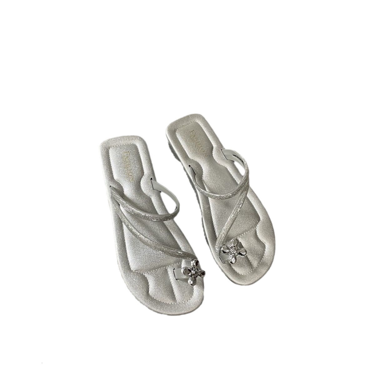 Flat bottomed French women's sandals new summer soft soled shoes designer sandals rhinestone beach women's sandals designer sandals