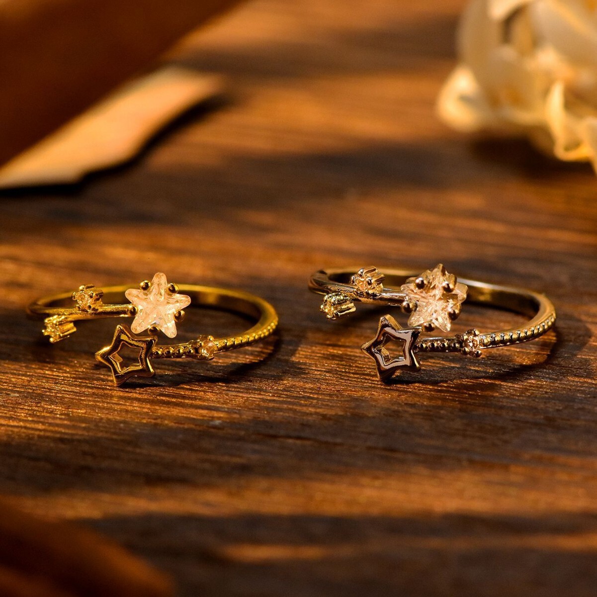 Style Personality Trendy Temperament Inlaid Diamond Hollow Star Ring for Women Titanium Steel Versatile High-end Sense Jewelry