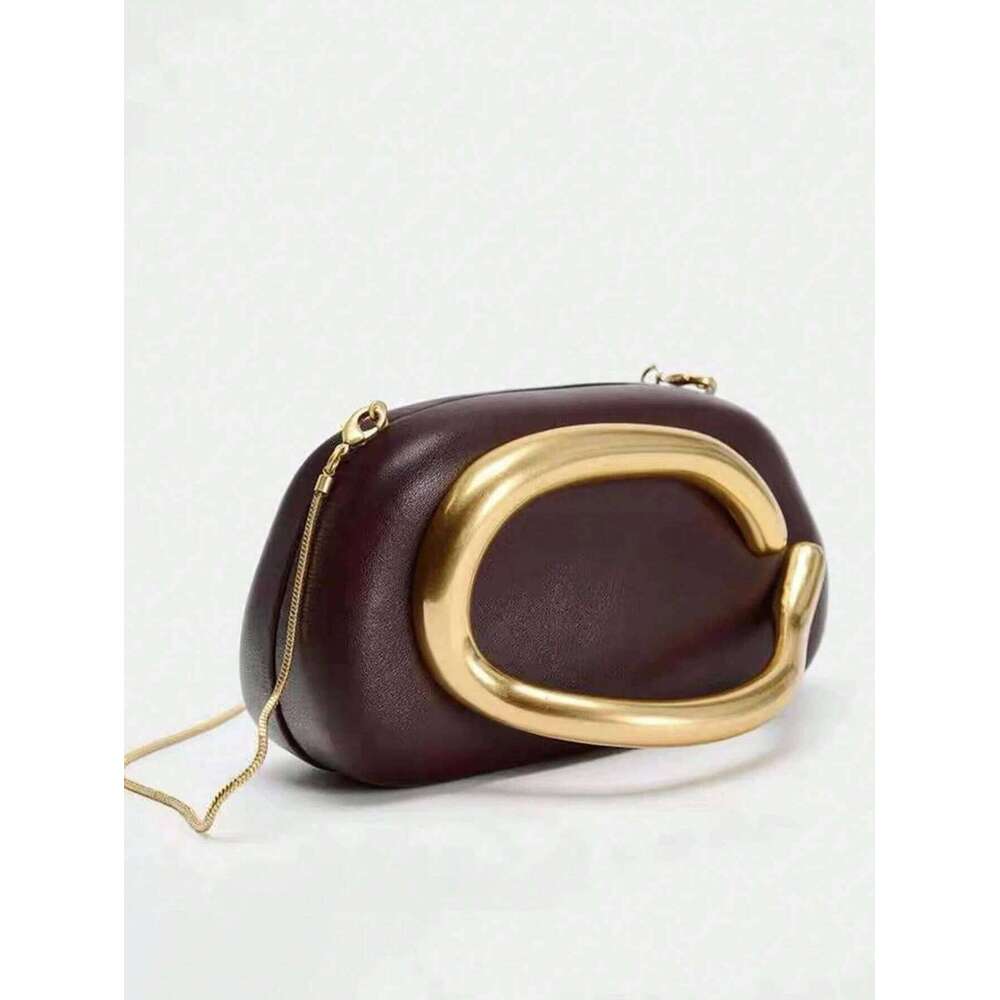 Stylish Simple Buckle Decorative Clutch European And American Retro Dinner Metal Chain, Box Bag,