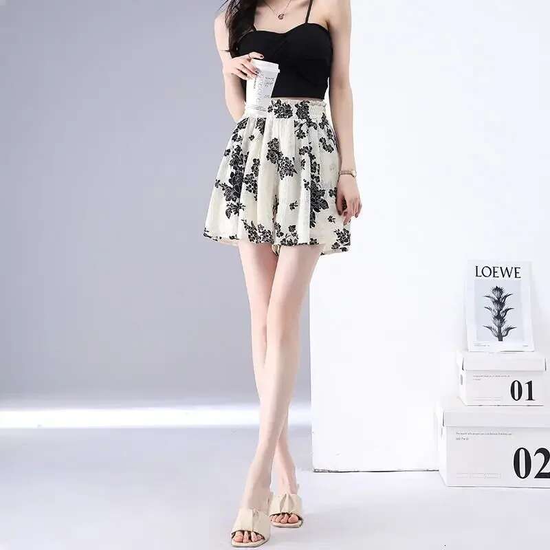 Casual Female Short Pants Elastic Waist Womens Shorts Wide Summer Elasticty Classic Youthful Hot Outfits Wholesale Comfy Cheap