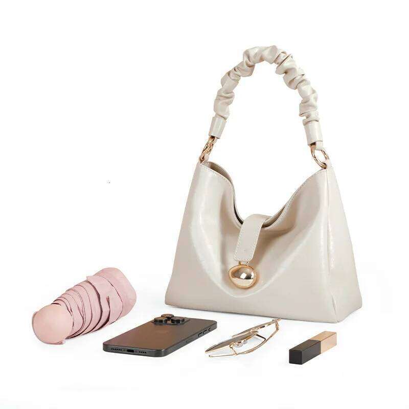 Shoulder Bag For Women New Fashion Soft Cow Leather Versatile Commuter Crossbody Bags Small Square Handbag Design Sense Handle