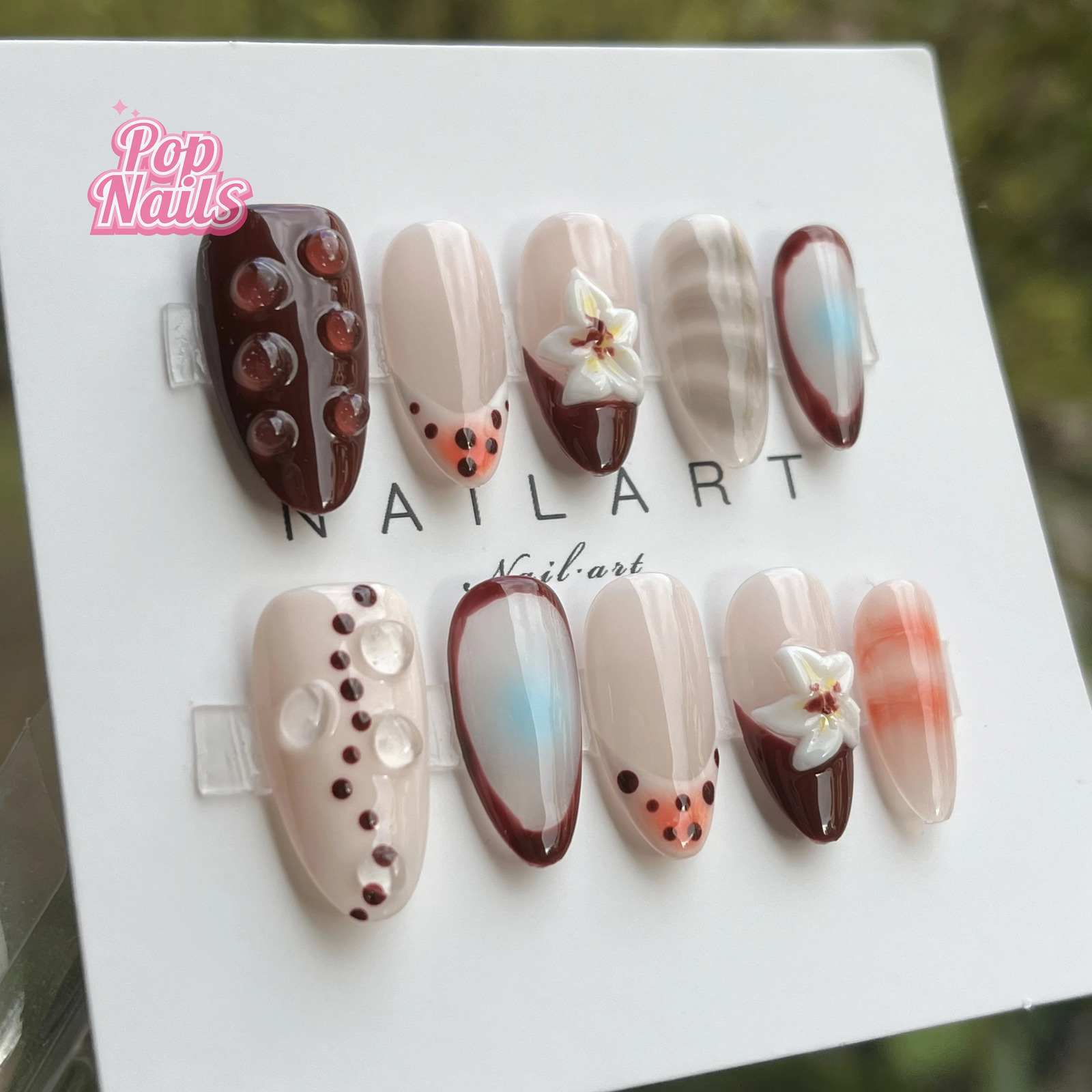 Fall Press on Nails Hand Made Brown 3D Flowers Raindrop Autumn Goth Hand Paint Flower Reusable Short Medium Almond Handmade Nail 250612