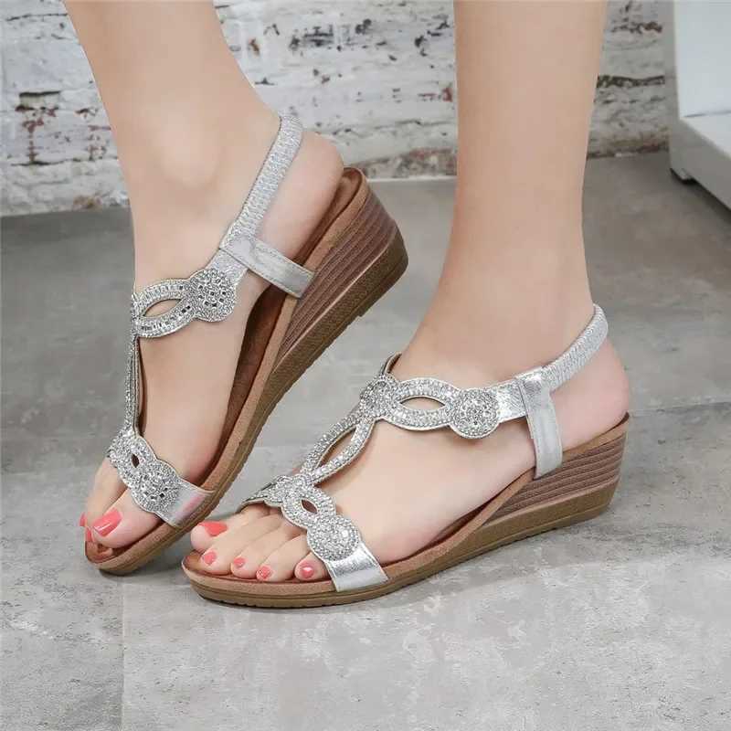 BEYARNE Womens Shoes Summer New Bohemia Wedge Women Sandals Rhinestone Woman Flip Flops Vintage Women Shoes BeachE627 Z250617