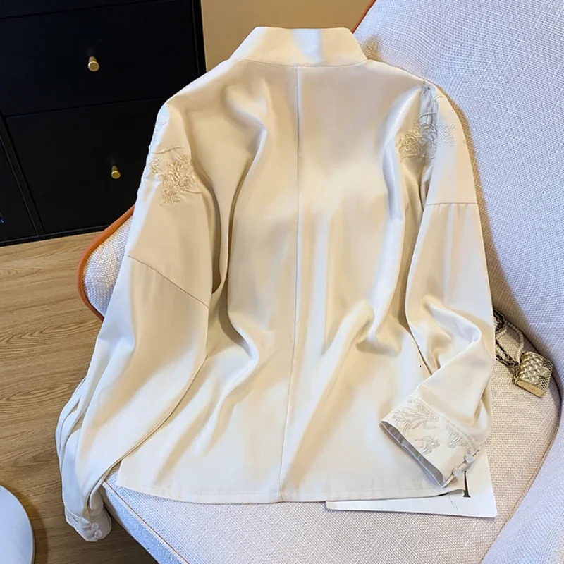 Satin Chinese Style Shirt for Women Embroidery Vintage Blouses Silk Clothing Loose V-Neck Tops Spring and Summer 250614