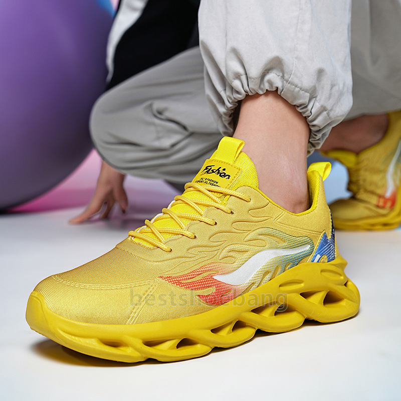 Mens Shoes Mesh Trainers Running Shoes Breathable Sneakers Fashion Lightweight Woven Flamestrike Chinese Style Runners Sports Daddy Shoes Free Shippin