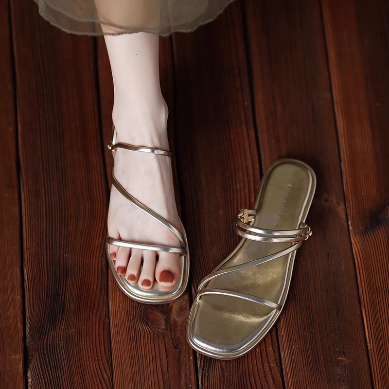 Women's summer new shoes fashionable flat bottomed multifunctional women's sandals suitable for outdoor designers sandals