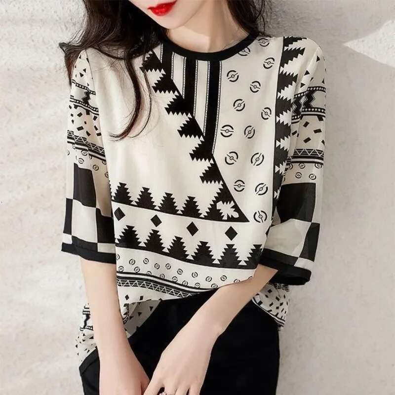 Half Sleeve Shirts Blouses for Women with Print Woman Top Chiffon Elegant and Youth Luxury Designer Y2k Fashion Cool Tall Fine