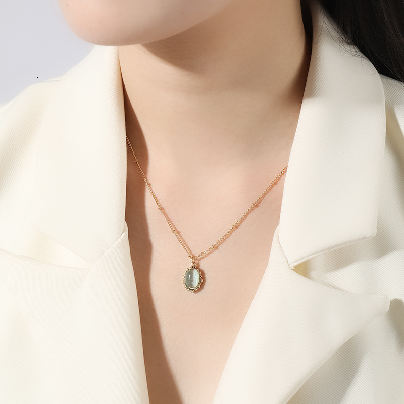 Fashion Light Style High-end Sense Lace Edge Freshwater Blue Cat's Eye Stone Necklace for Women Titanium Steel Elegant Non-fading Jewelry