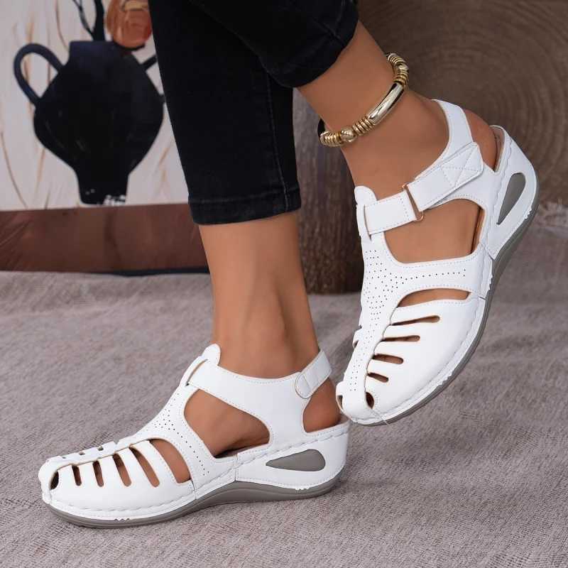 2025 New Womens Peep-Toe Ankle Strap Sandals Summer Block Heel Fashion Shoes Available in 11 Colors Z250617