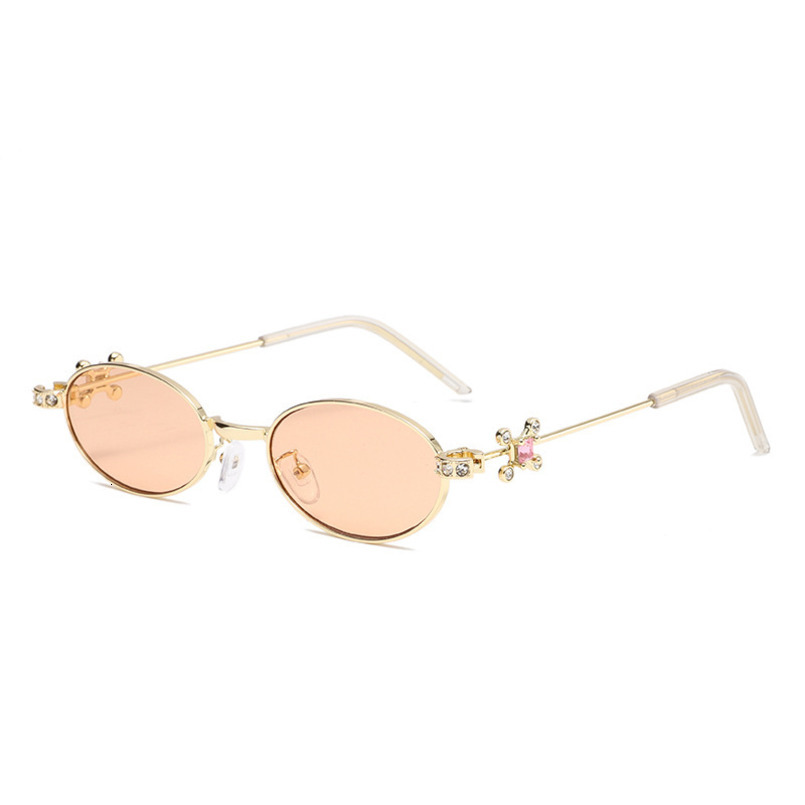 2025 New Fashion Sunglasses For Women, Celebrity Travel Photo UV Protection Trendy No-Makeup Versatile Shades