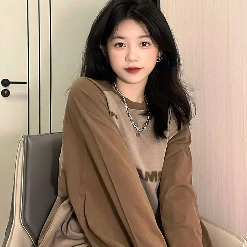 Clothes Loose 2025 Brown With Print Tshirts Female Tops Womens T Shirts Cotton Offer Korean Style Designer Causal Emo Alt Tees