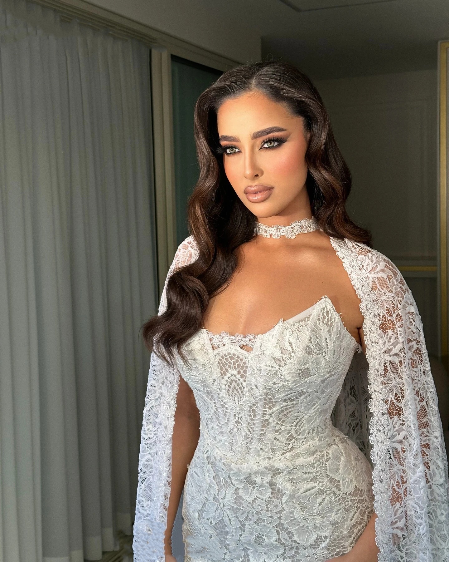 Simple Lace Wedding Dresses Strapless Bridal Gowns with Cape Appliques Mermaid Princess Sleeveless Customized Bride Vestidos De Novia Plus Size