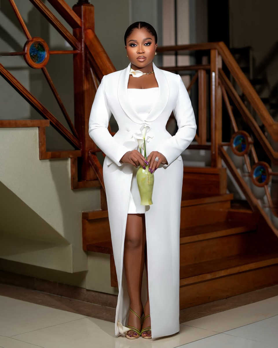 White Plus Size Women Blazer Dress Ladies Long Sleeve Mermaid Fashion Wear Prom Birthday Party Customized Blazer One Jacket