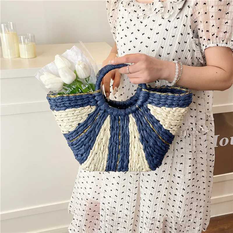 Straw Handbags Handwoven Beach Top-Handle Bags Hollow Out Stripe Tote Hand Bags Large Capacity Half-Moon Bag for Vacation Travel Z250617