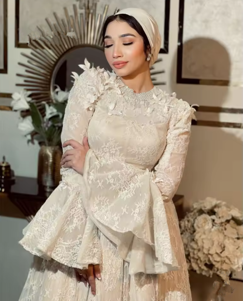 2025 Muslim Lace Prom Dresses With Flare Sleeve Foor Length A-Line Floor Length Evening Gowns Jewel Neck Customized Formal Wear
