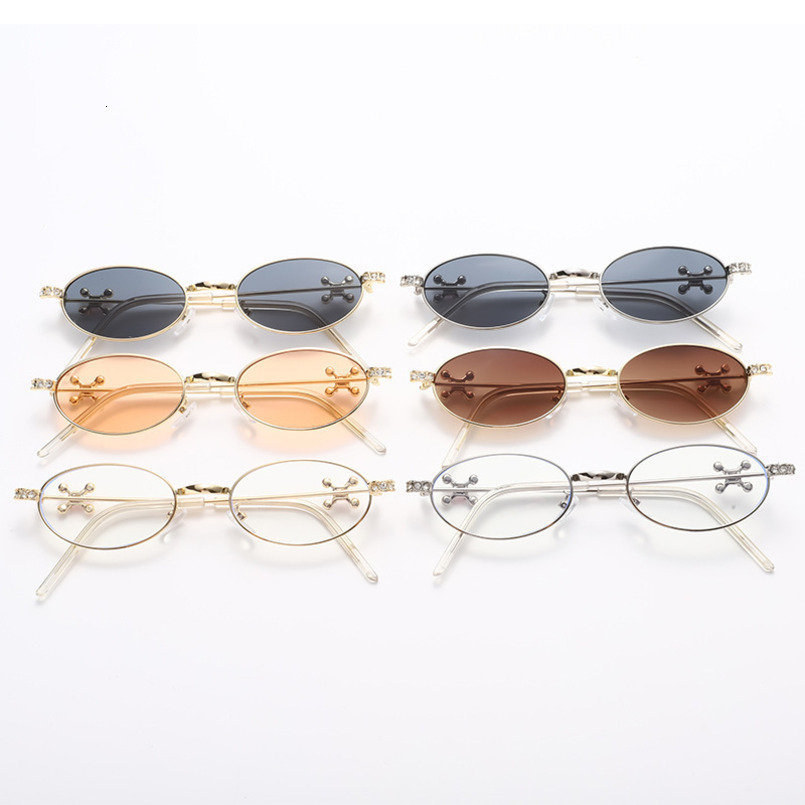 2025 New Fashion Sunglasses For Women, Celebrity Travel Photo UV Protection Trendy No-Makeup Versatile Shades