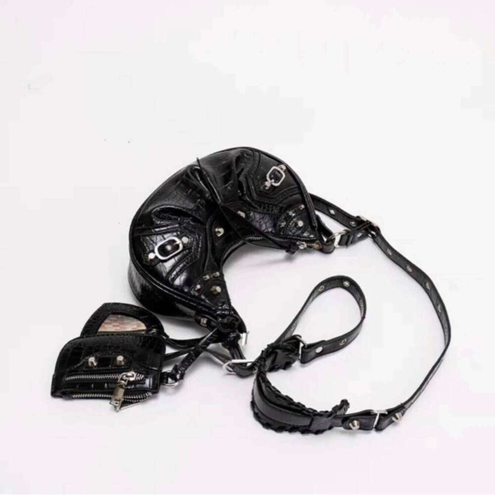 Shoulder Crossbody Female Gothic Rivet Crocodile PU Leather Saddle Bag With Purse Vintage Grunge Punk Rock Fashion Y2k