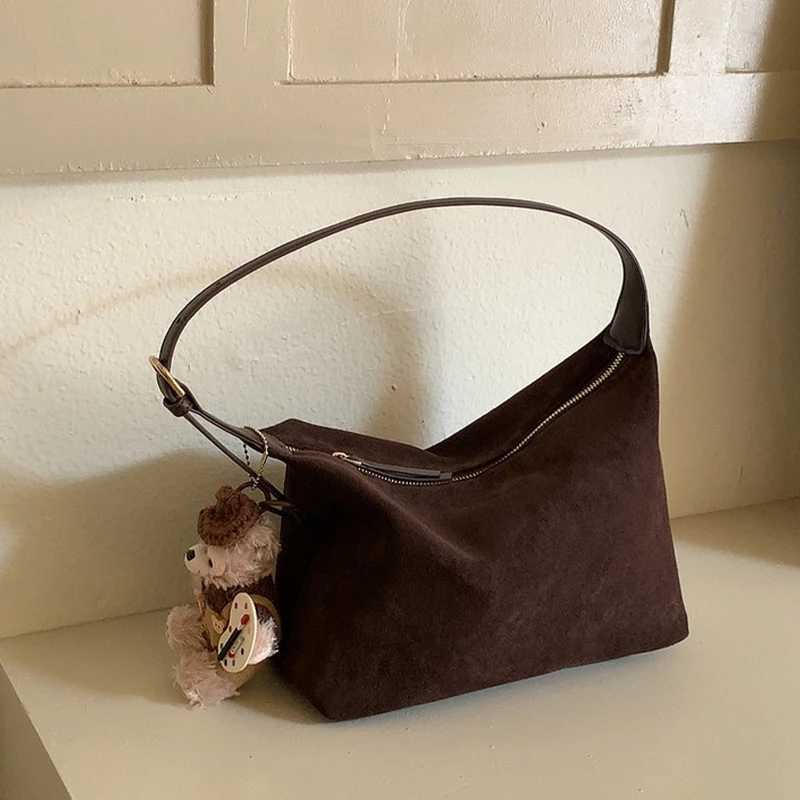 Women Suede Fashionable Solid Color Simple Casual Commuter Bag Large Capacity Vintage Womens Handbag Z250617