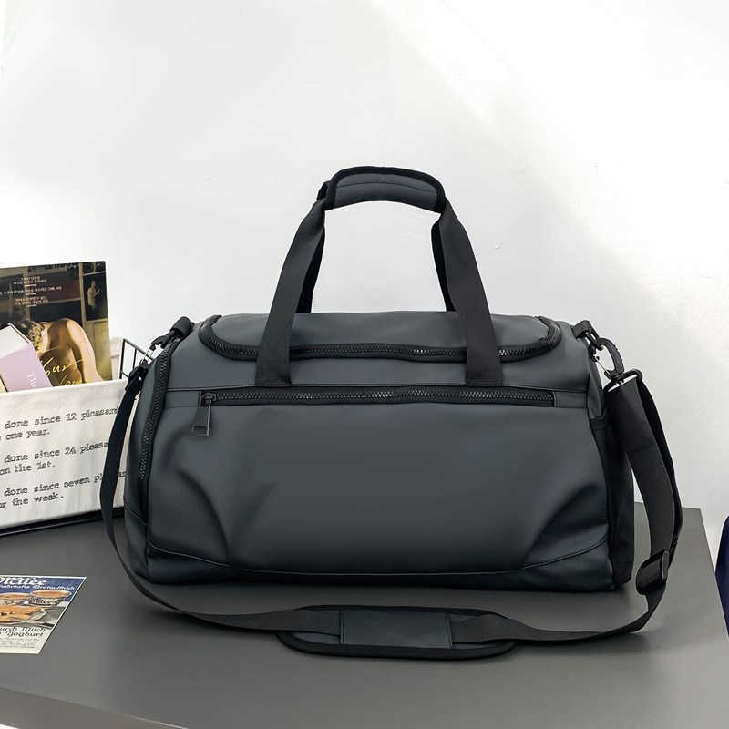 New Fashion Simple Large Capacity Travel Bag For Men Dry And Wet Separation Gym Bag Shoe Compartment Commuter Handbag