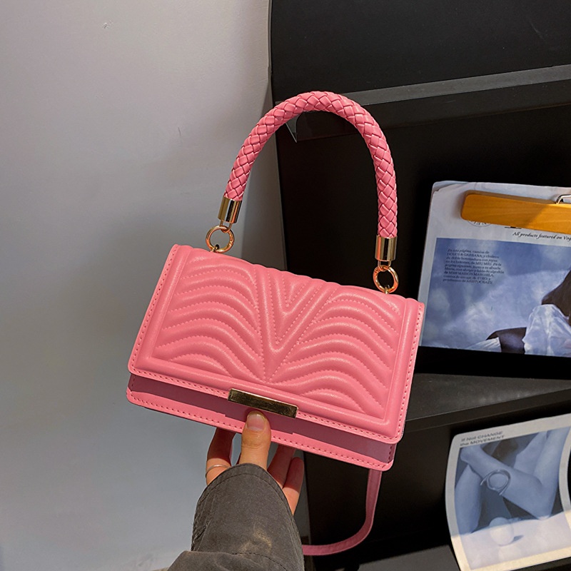 2025 Free Shipping Women's Designer Luxury Korean Edition Fashion Shoulder Bag Casual Lingge Cross Shoulder Small Square Bag black white