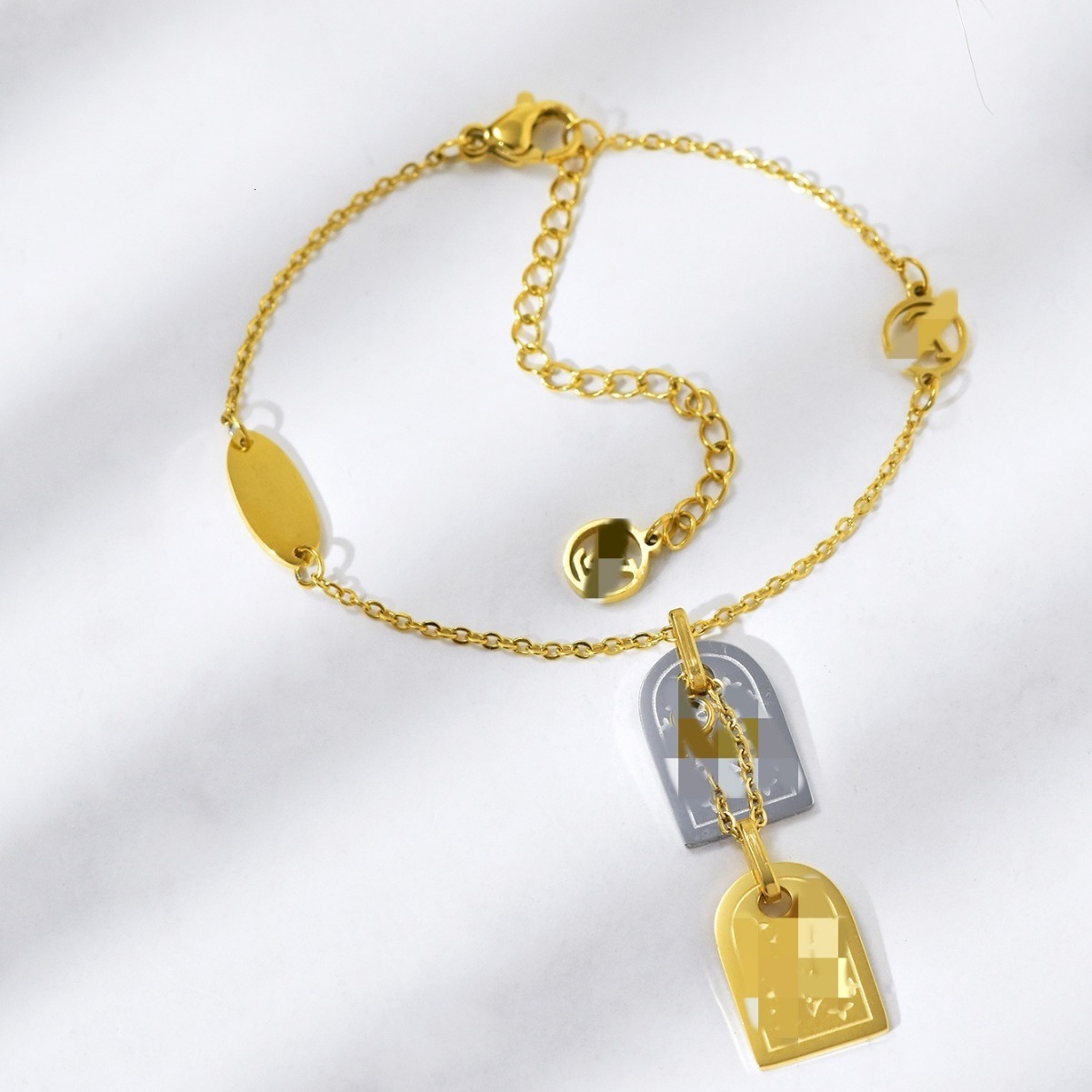 Trendy Fashion Versatile Double Tag English Bracelet for Women, Unique Design, Titanium Steel Non-Fading Jewelry