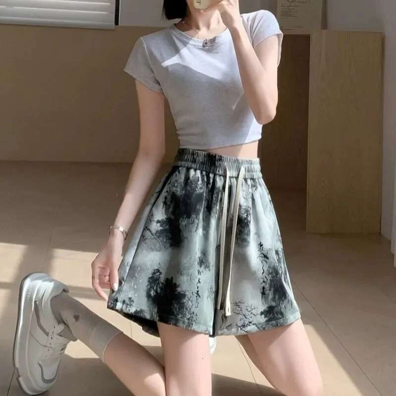 Shorts for Women Wide Breathable Tie Dye Thin Model Loose Baggy Micro Mini Wholesale Aesthetic Designer Comfy Woman Short Pants