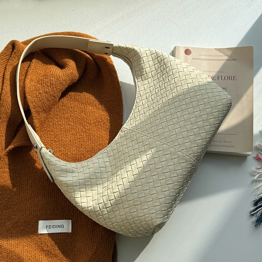 Free Shipping 2025 New Designer Bag Multi Functional Comfortable Woven Women's Single Shoulder Handbag Trendy Fashion High Quality Shopping Bag