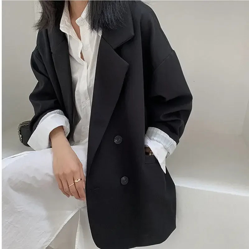 2025 Vintage Loose Women Solid Blazer Autumn Chic Double Breasted Female Long Sleeve Suit Jackets Stylish Ladies Blazer 250614
