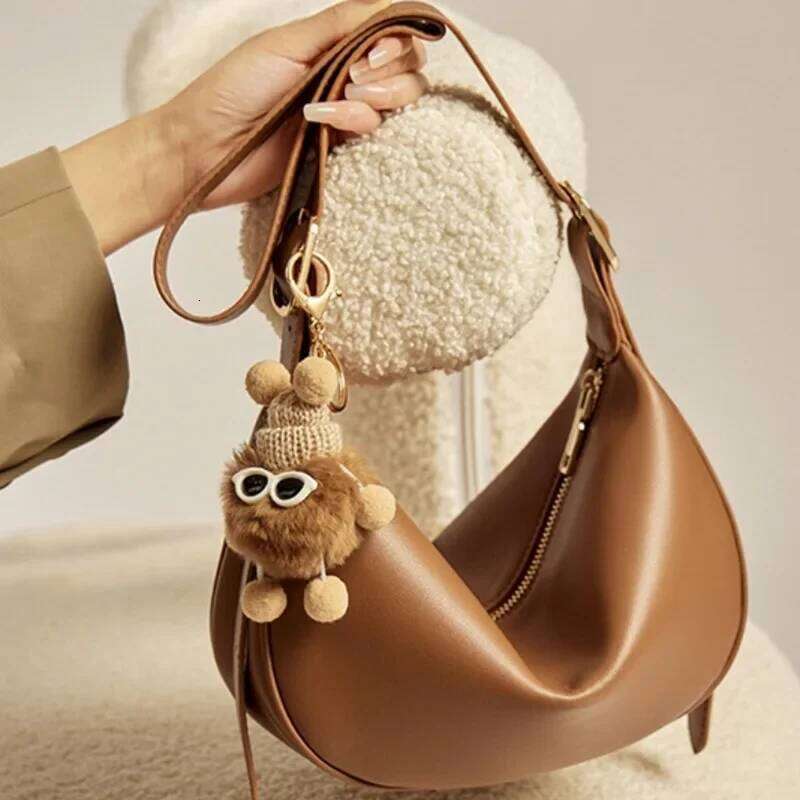 Trendy 2024 New Women's Shoulder Spring Summer Best Seller Crossbody Dumpling Bag High-End Feel Maillard Style Leather