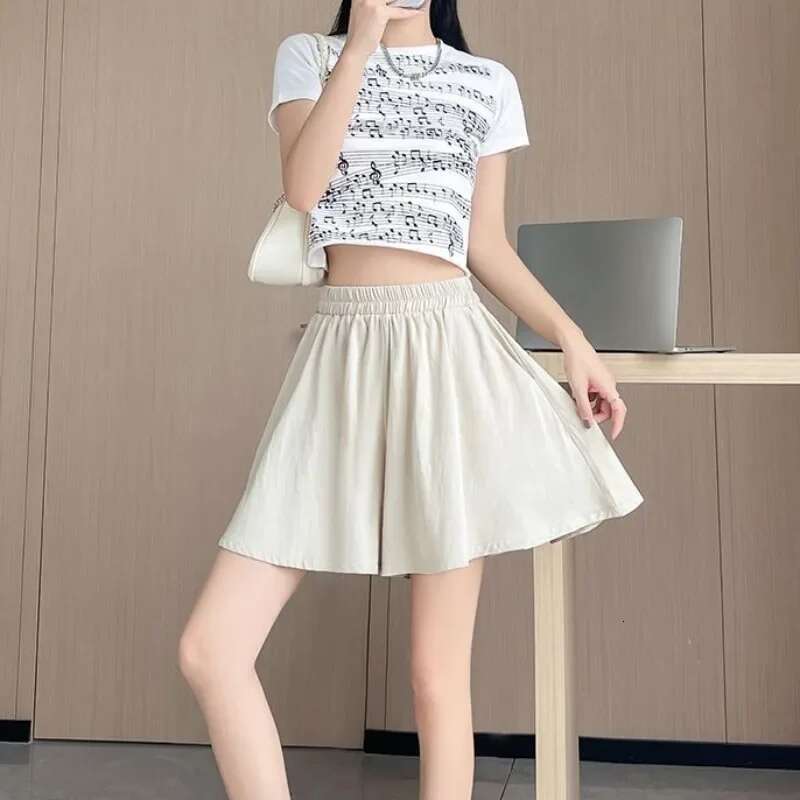 Baggy With Waist Pocket Short Pants Woman Loose Korean Style Shorts for Women Flowy Harajuku Fashion Clothing 2025 Youthful Kpop