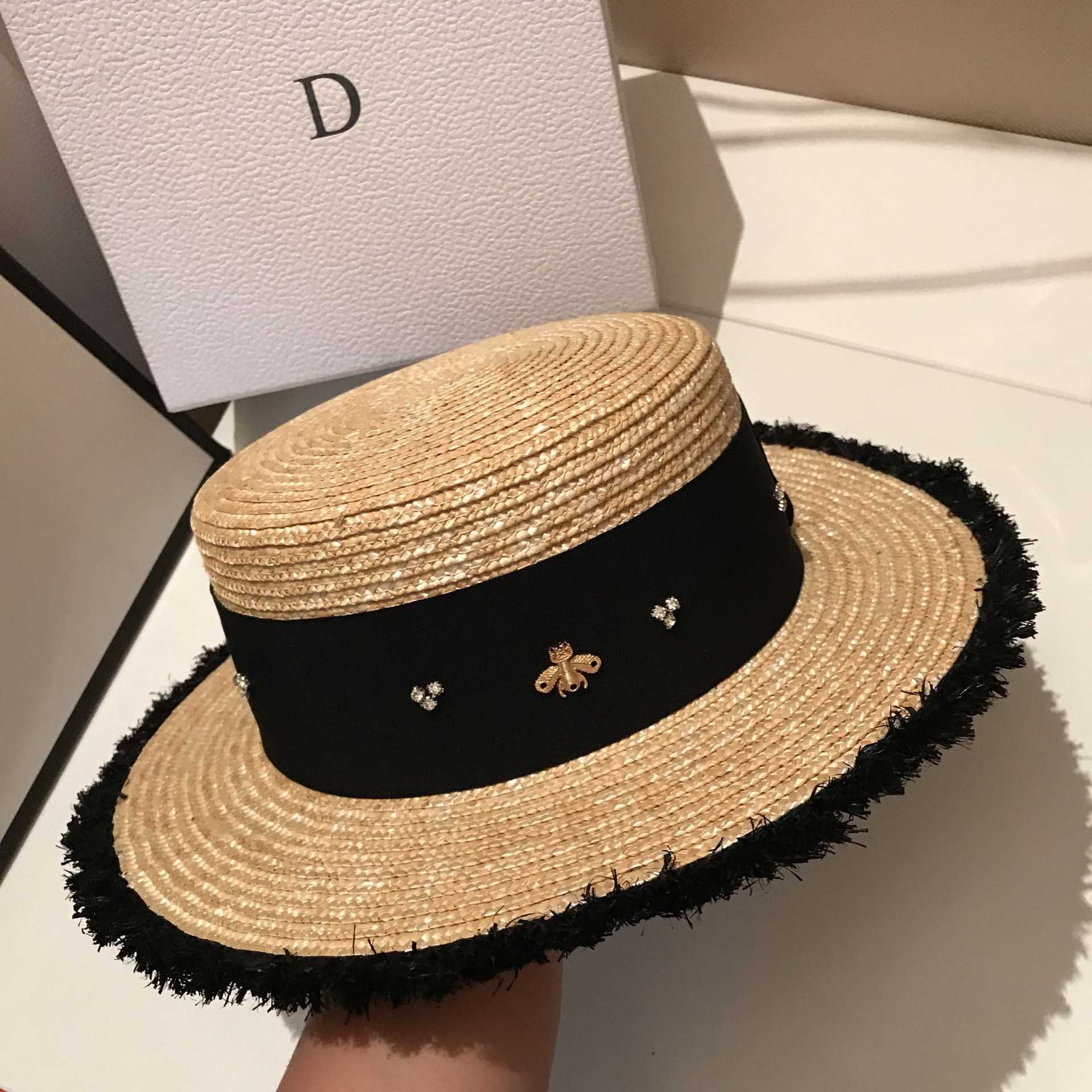 French bee straw hat hand woven straw flat top hat beach hat versatile travel sun hat 250615