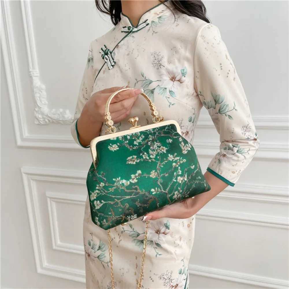 Popular Chinese Style Banquet Bag Embroidery Pearl Handle Qipao Bag High Capacity Trendy Cosmetic Bag Women Z250617