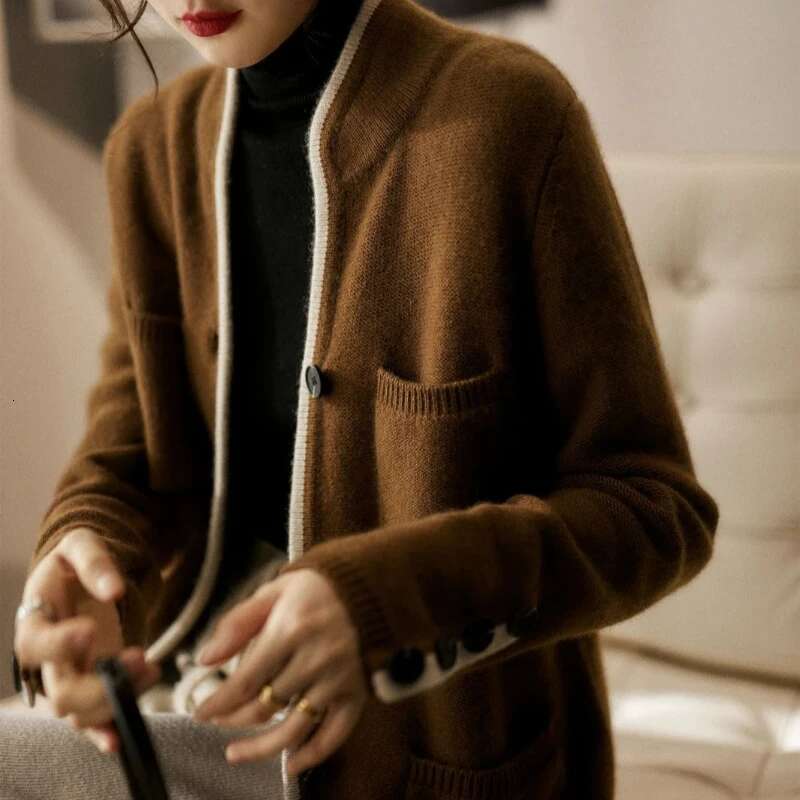 Loose New In Knitted Sweater Woman Coat Outerwear Cardigan for Women Korean Style Attractive Fashion 2025 Trending Y2k Casual