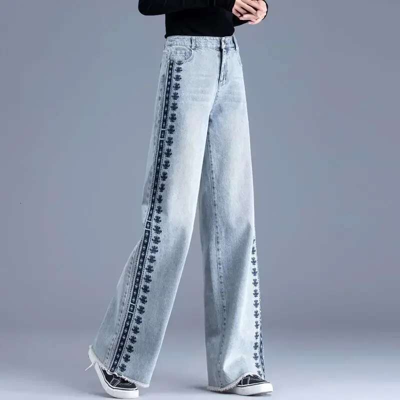 Straight Leg High Waist Shot Trousers Blue Pants for Women Embroidered Womens Jeans South Korea Spring Harajuku Fashion 2025 R Z